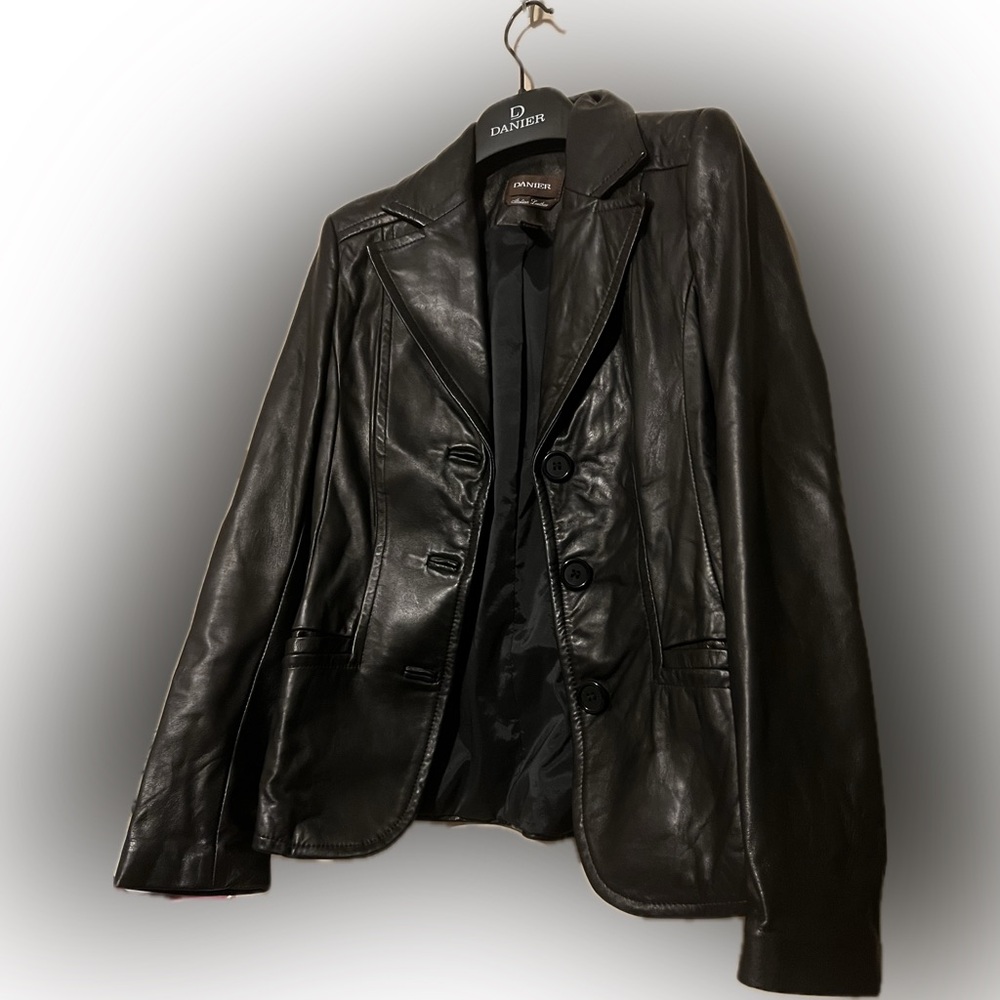 Canadian Made Italian Leather Women's Black Leather Jacket - Picture 2 of 10